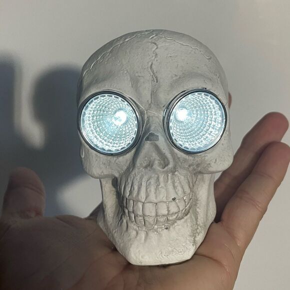 5 for $25đ„HalloweenâCement Skull Solar Decor, 2.48x2.75x3.15 in. - Picture 3 of 4